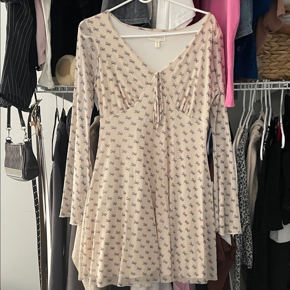 Cream Long Sleeve Dress with Pattern